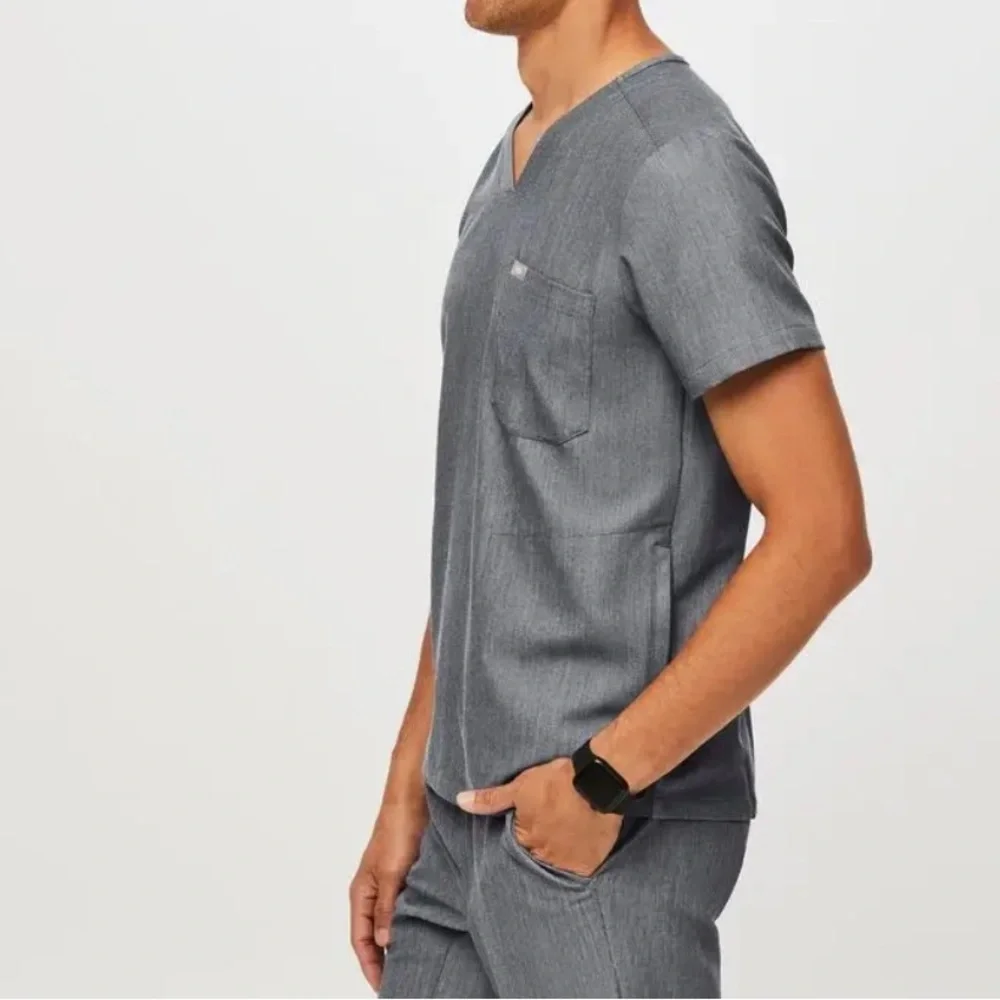 FIGS Chisec Three-Pocket MEN Scrub Top in Graphite size Small V-neck - Picture 3 of 7